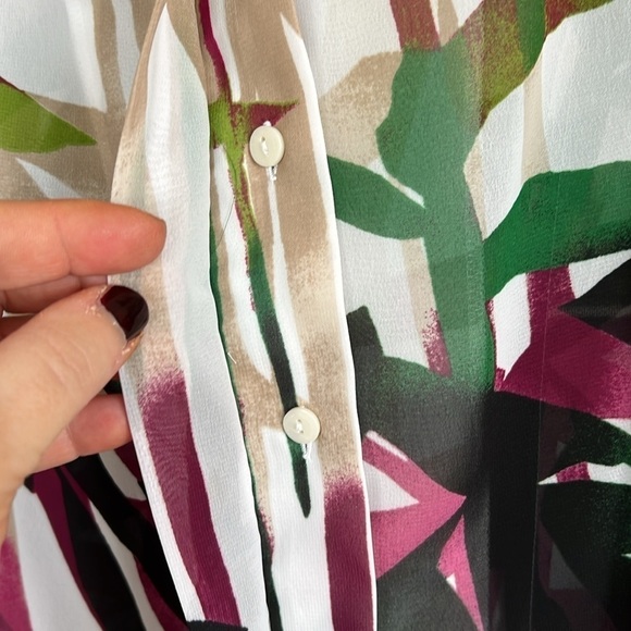 WORTHINGTON White/Burgundy/Green Jungle Pattern Sleeveless Top, Large Petite,GUC - Picture 6 of 9